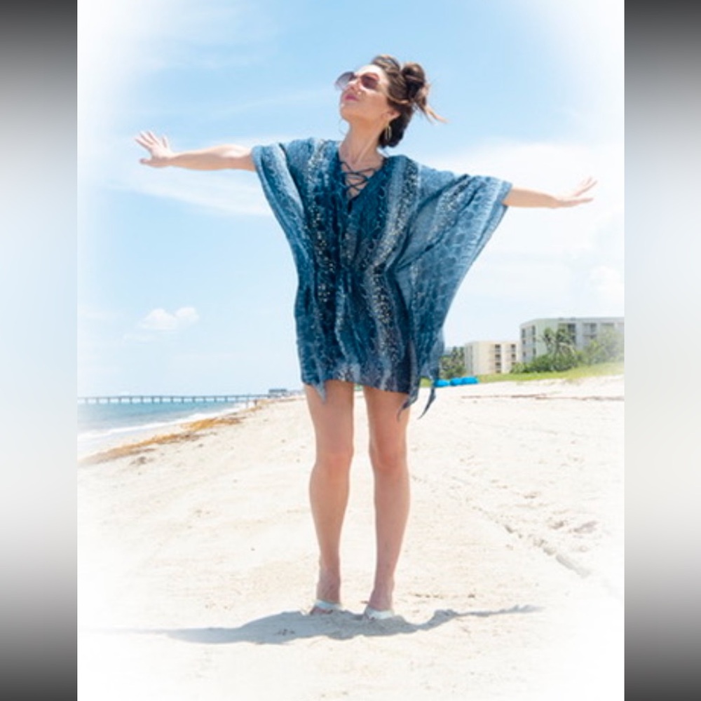Ark & Co Blue Snake Print Top